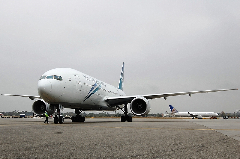 lax May9 2008 (50).JPG